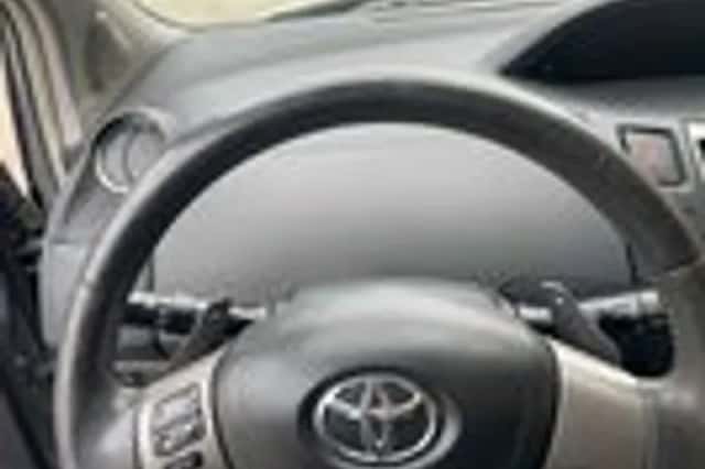 Toyota Yaris (2010) thumbnail 15