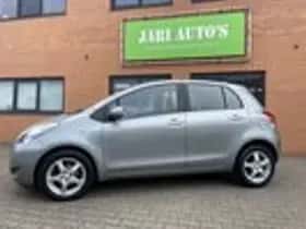 Toyota Yaris thumbnail 6