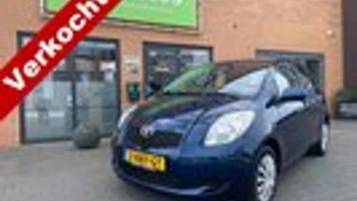 Toyota Yaris — foto 1