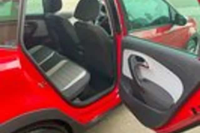 Volkswagen Polo (2010) thumbnail 10