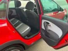 Volkswagen Polo (2010) thumbnail 10