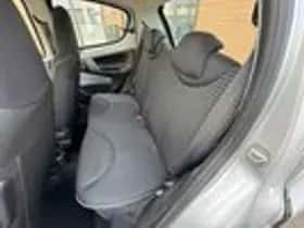 Peugeot 107 (2013) thumbnail 11