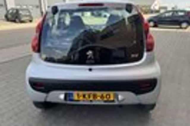 Peugeot 107 (2013) thumbnail 5