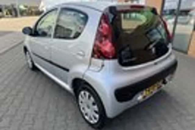 Peugeot 107 (2013) thumbnail 6