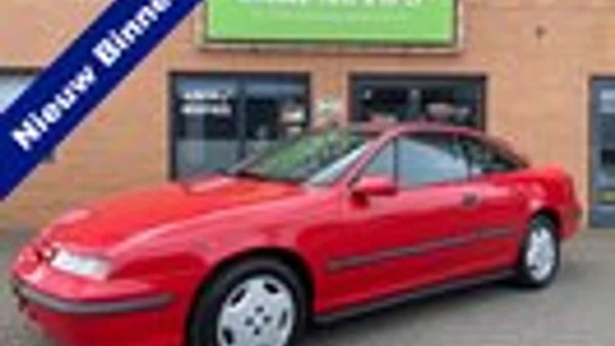 Opel Calibra — foto 1