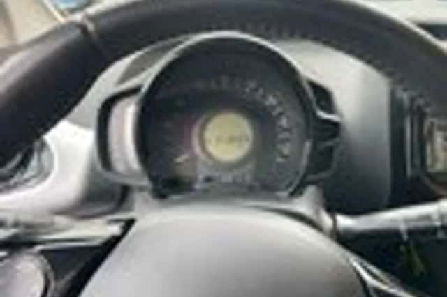 Toyota Aygo (2015) thumbnail 17