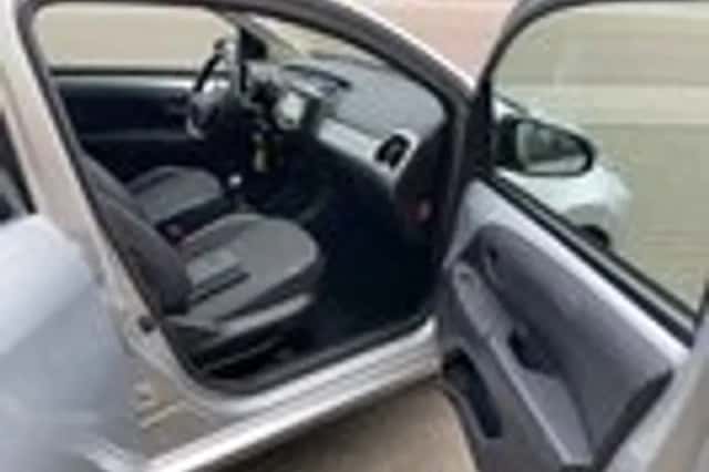 Toyota Aygo (2015) thumbnail 9