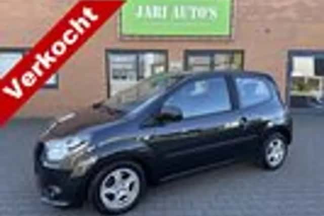 Renault Twingo (2011) thumbnail 1