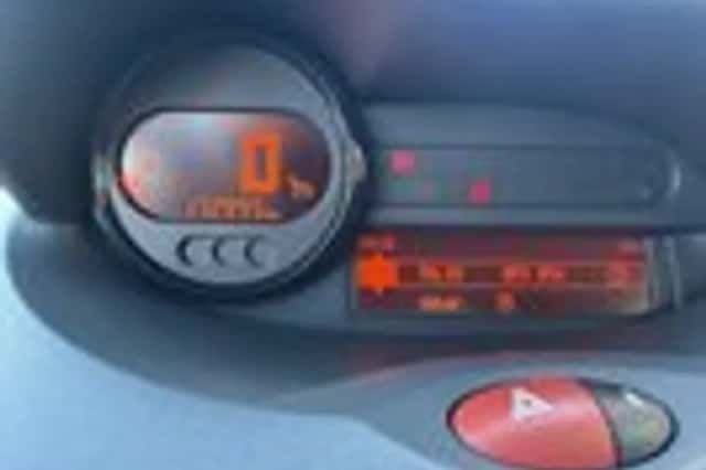 Renault Twingo (2011) thumbnail 13