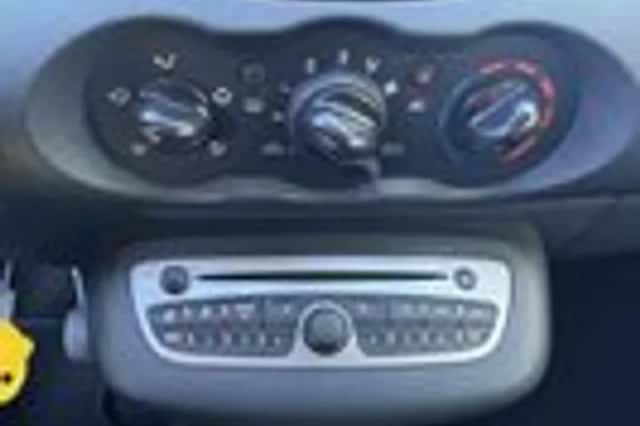 Renault Twingo (2011) thumbnail 14