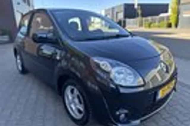 Renault Twingo (2011) thumbnail 3