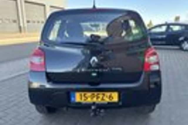 Renault Twingo (2011) thumbnail 5