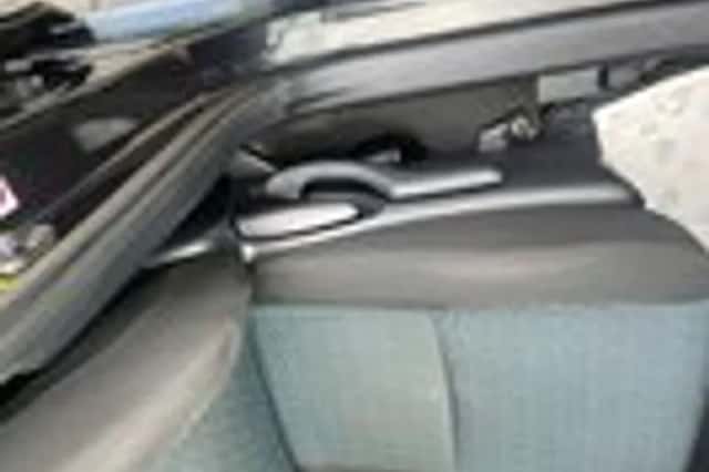 Toyota Yaris (2013) thumbnail 13