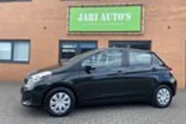 Toyota Yaris (2013) thumbnail 6