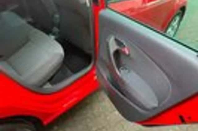 Volkswagen Polo (2010) thumbnail 11