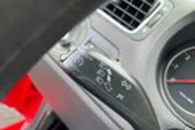 Volkswagen Polo (2010) thumbnail 20