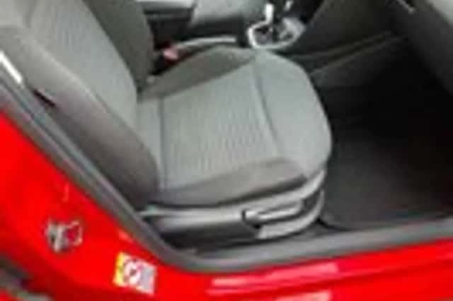 Volkswagen Polo (2010) thumbnail 8
