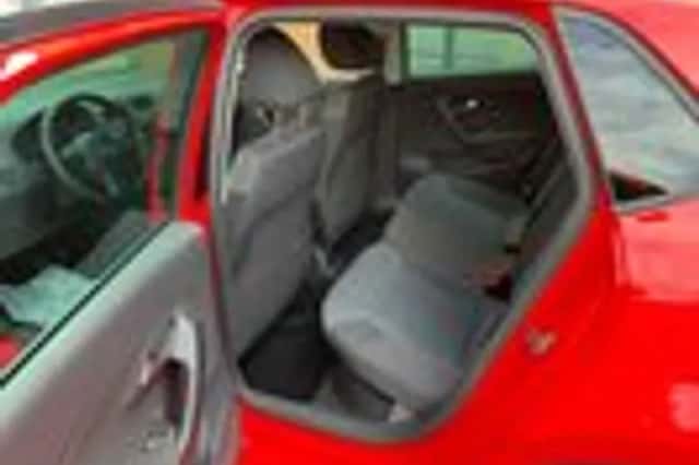 Volkswagen Polo (2010) thumbnail 9