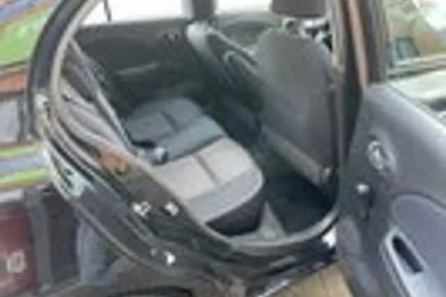Nissan Micra (2011) thumbnail 11