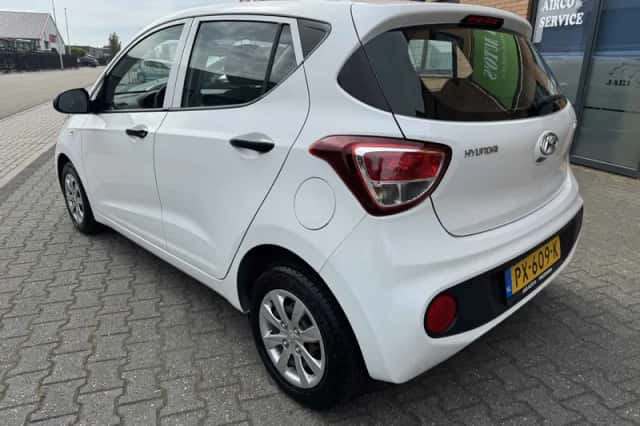 Hyundai i10 (2017) thumbnail 6