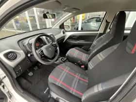 Peugeot 108 (2014) thumbnail 15