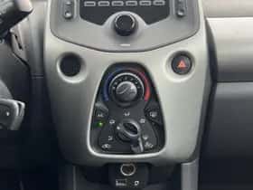 Peugeot 108 (2014) thumbnail 23