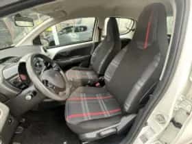 Peugeot 108 (2014) thumbnail 5