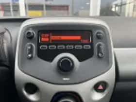 Peugeot 108 (2014) thumbnail 60