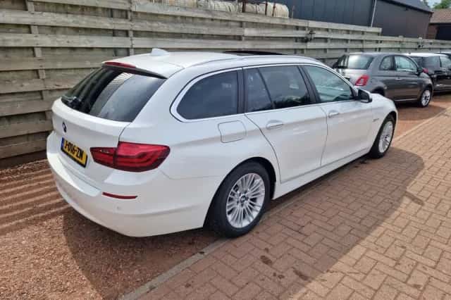 BMW 5-Serie (2016) thumbnail 3
