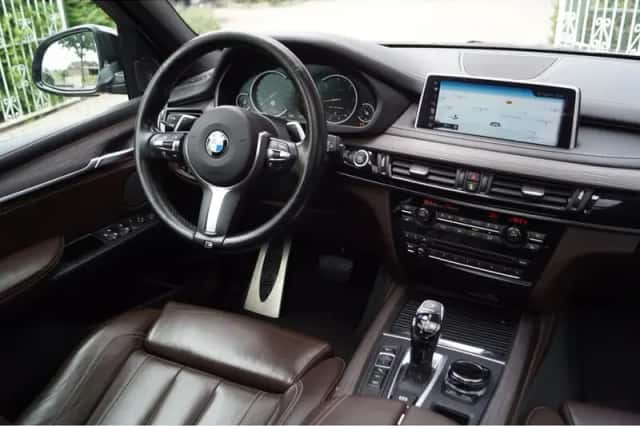 BMW X5 (2018) thumbnail 4
