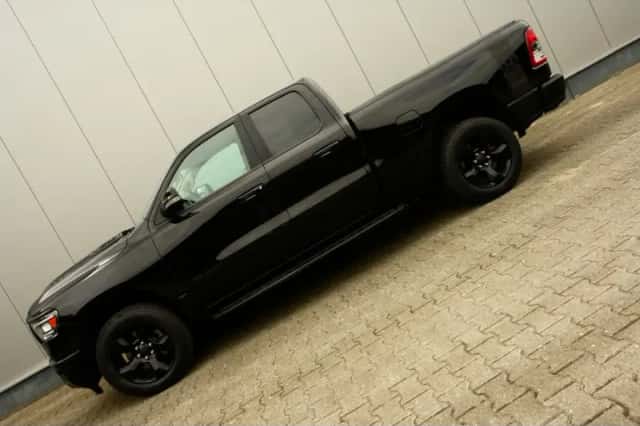 Dodge Ram (2019) thumbnail 3