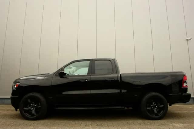 Dodge Ram (2019) thumbnail 2