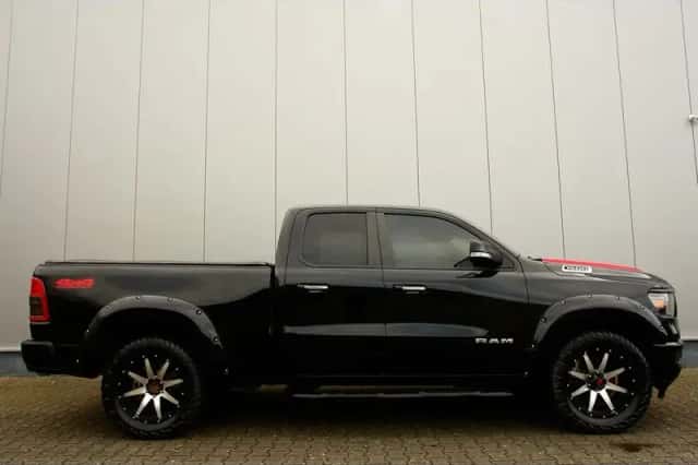 Dodge Ram (2019) thumbnail 2