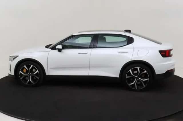 Polestar 2 (2021) thumbnail 3