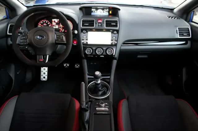 Subaru WRX (2018) thumbnail 3