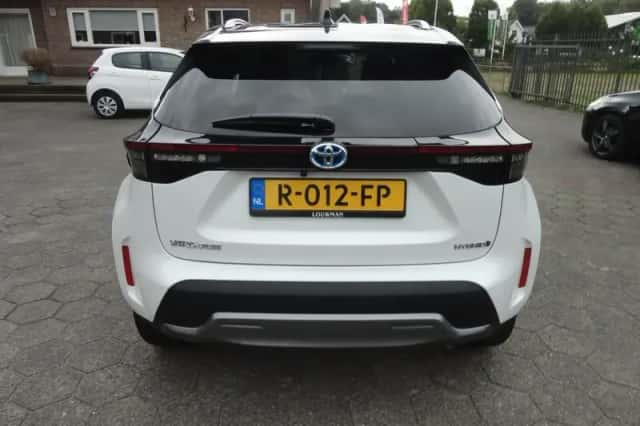 Toyota Yaris Cross (2022) thumbnail 6