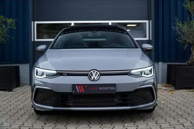 Volkswagen Golf (2021) thumbnail 4