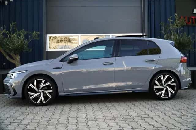 Volkswagen Golf (2020) thumbnail 6