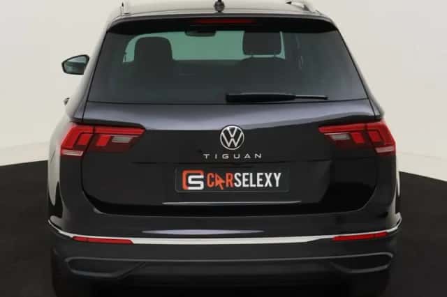 Volkswagen Tiguan (2022) thumbnail 5