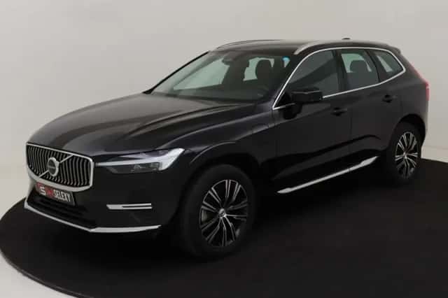 Volvo XC60 (2021) thumbnail 3