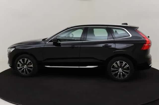 Volvo XC60 (2021) thumbnail 4