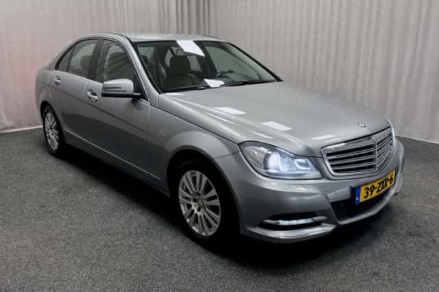 Mercedes-Benz C-Klasse (2013) thumbnail 4