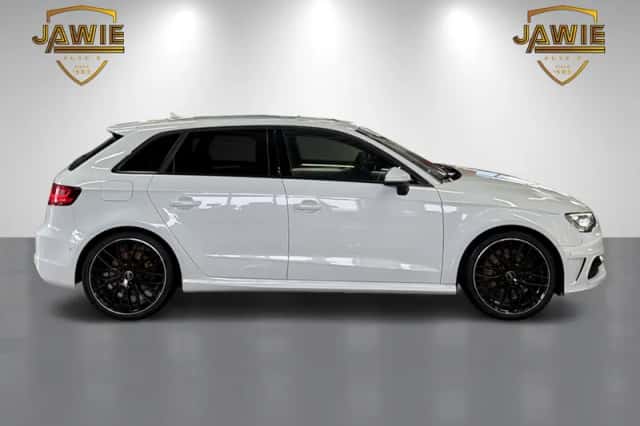 Audi S3 (2015) thumbnail 4