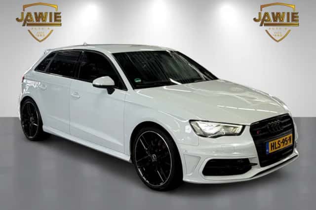 Audi S3 (2015) thumbnail 5