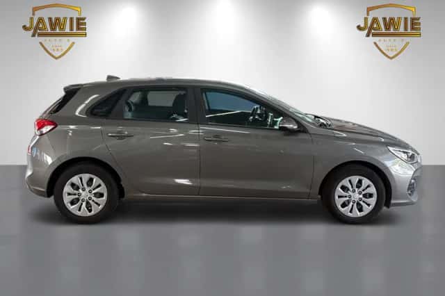 Hyundai i30 (2018) thumbnail 4
