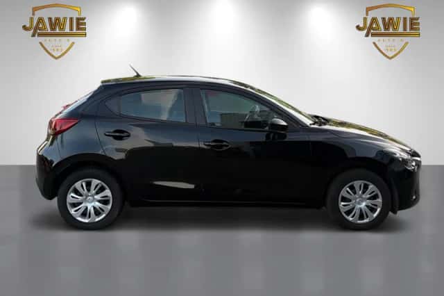 Mazda 2 (2019) thumbnail 4