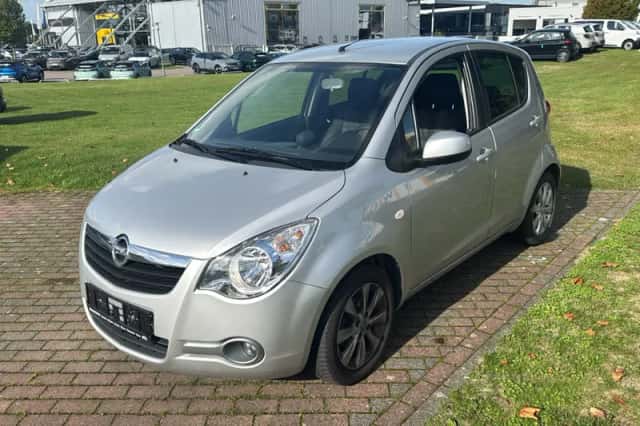 Opel Agila (2013) thumbnail 1