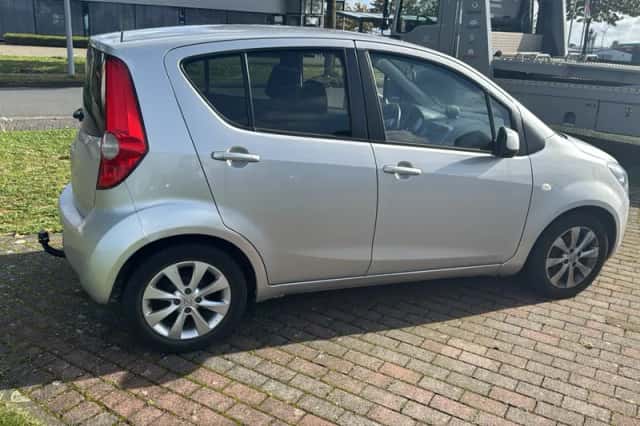 Opel Agila (2013) thumbnail 3