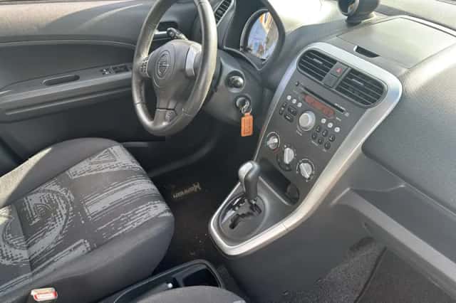 Opel Agila (2013) thumbnail 4