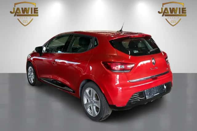 Renault Clio (2014) thumbnail 3